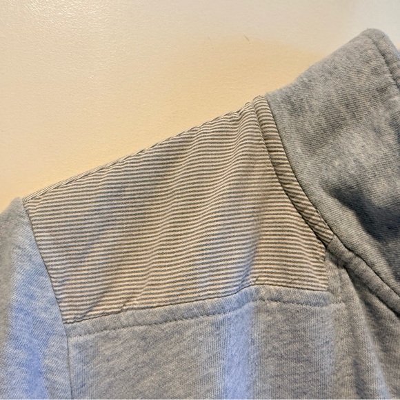 Vineyard Vines Light Blue Sweatshirt - Picture 4 of 7